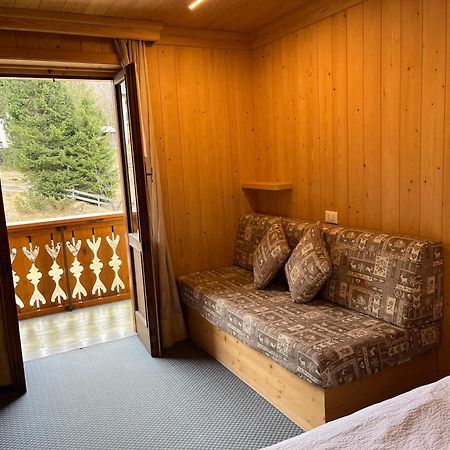 Garni Al Barance Hotell Selva di Cadore Exteriör bild