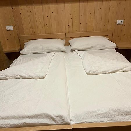 Garni Al Barance Hotell Selva di Cadore Exteriör bild